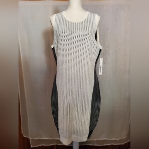 Light weight sleeveless sweater dress